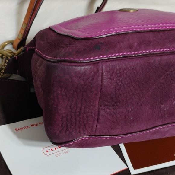 SALE! Coach Vintage Two-Tone Purple/Burgundy Shoulder Bag W Dust Bag - Picture 7 of 15